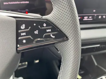 AUDI Q6 e-tron 225 KW e-TRON PERFORMANCE PANO B&O