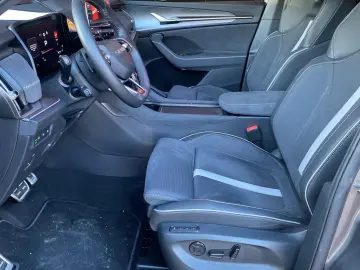 SKODA Kodiaq 1.5 eTSI MHEV Sportline Matrix LED Kessy