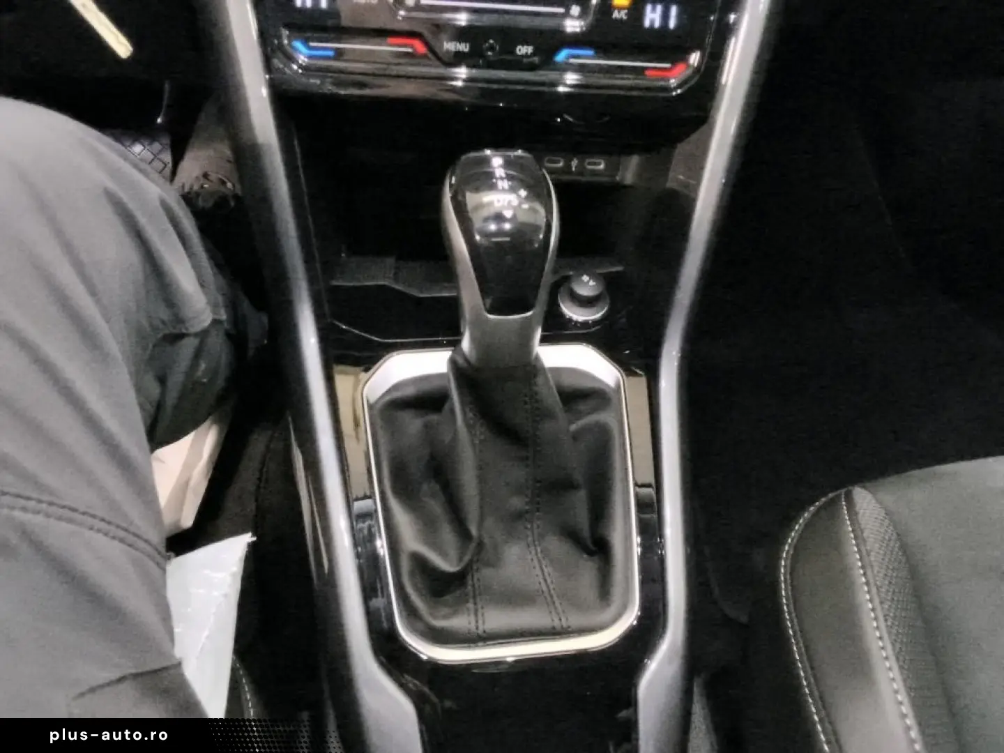 VW T-Roc Style 1.5 TSI 110kW 7-Gang DSG 4 Türen
