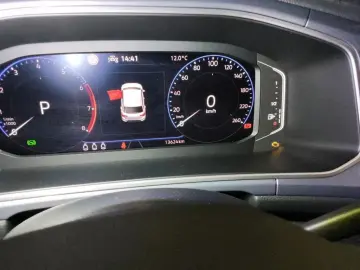 VW T-Roc Style 1.5 TSI 110kW 7-Gang DSG 4 Türen