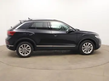 VW T-Roc Style 1.5 TSI 110kW 7-Gang DSG 4 Türen