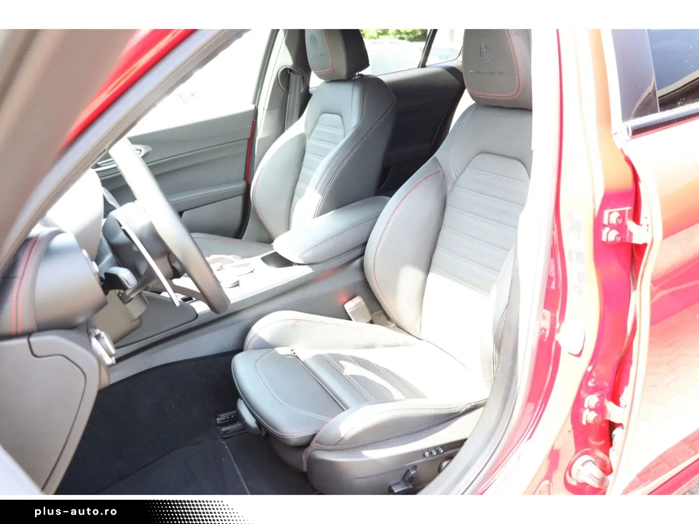 ALFA ROMEO Giulia COMPETIZIONE 2.0 TURBO 16V 280 PS AT8 Q4