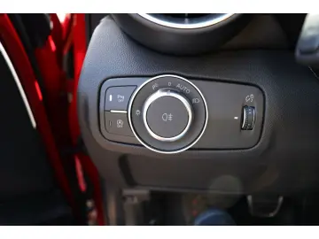 ALFA ROMEO Giulia COMPETIZIONE 2.0 TURBO 16V 280 PS AT8 Q4