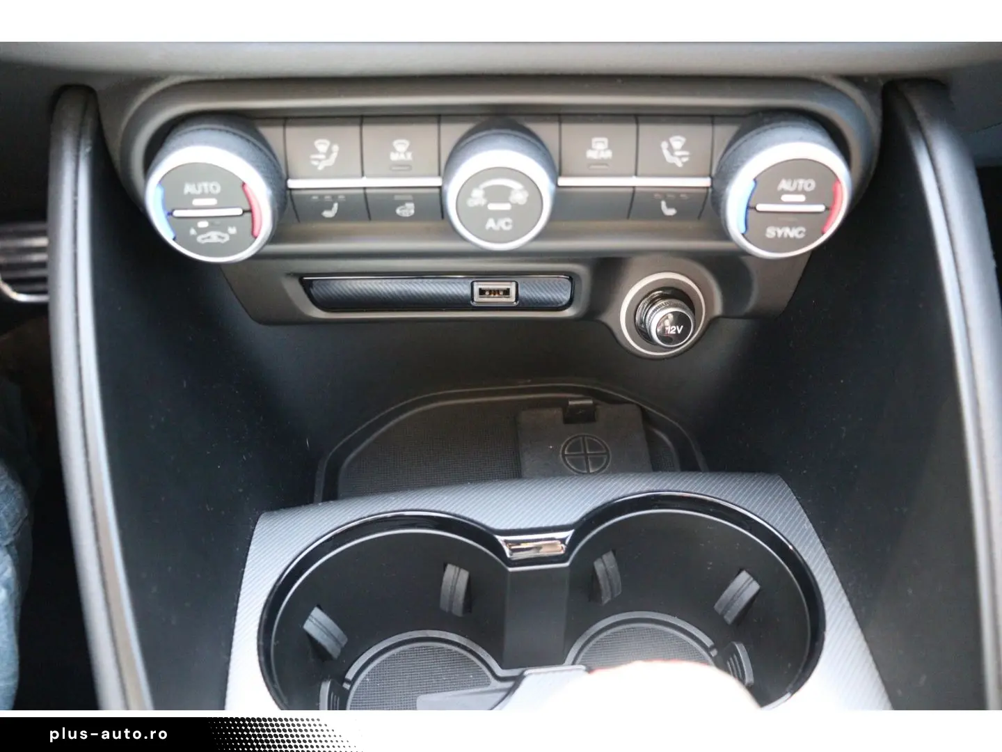 ALFA ROMEO Giulia COMPETIZIONE 2.0 TURBO 16V 280 PS AT8 Q4