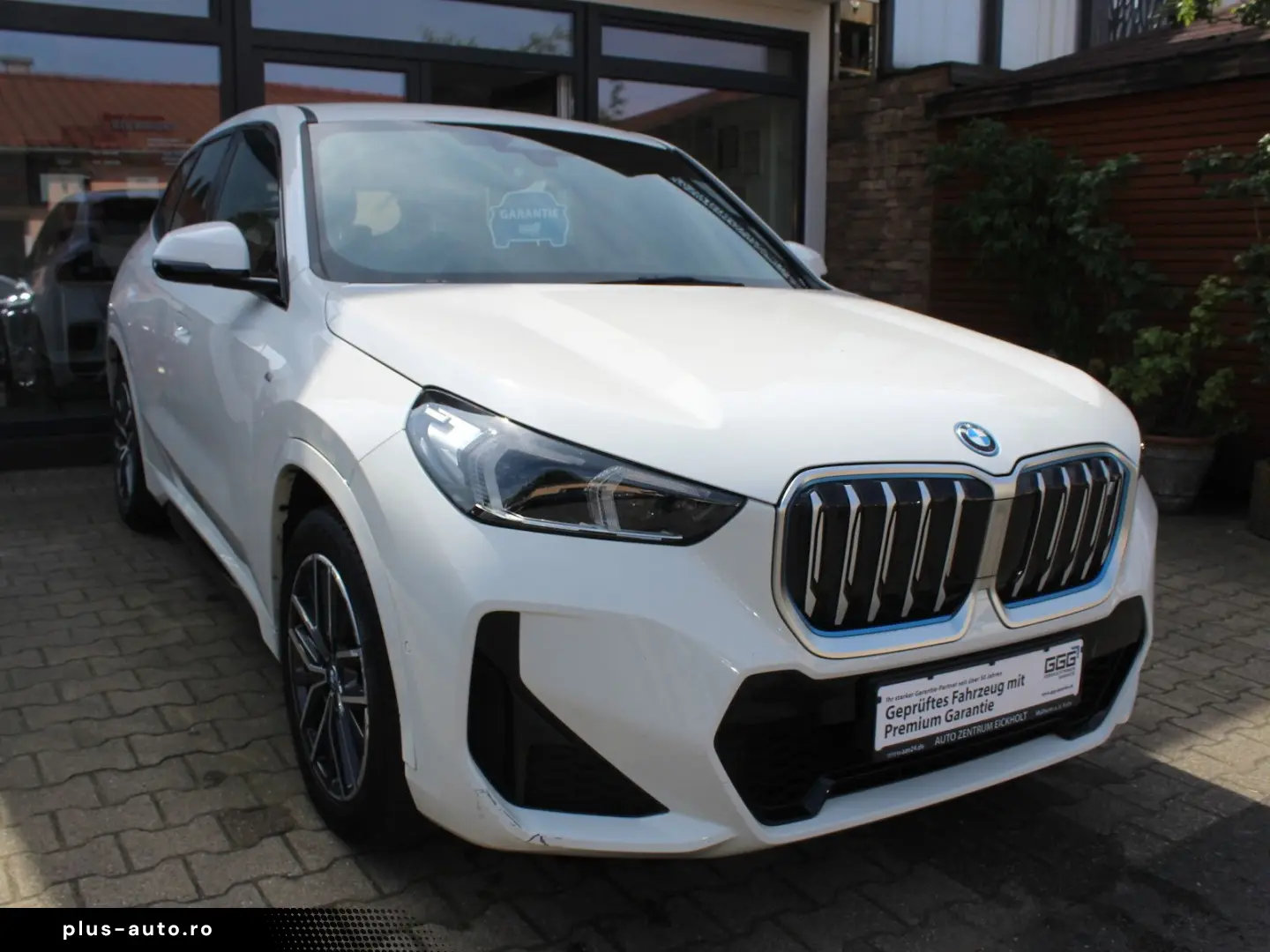 BMW iX1 30xDrive M Sportpaket Kam. Wärmepumpe SoH 97