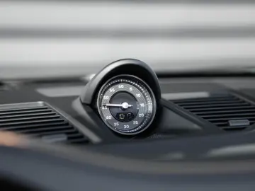 Porsche 992 911 Carrera GTS Cabrio Clubleder