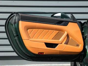 Porsche 992 911 Carrera GTS Cabrio Clubleder