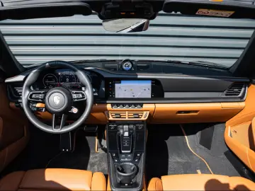 Porsche 992 911 Carrera GTS Cabrio Clubleder