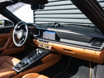 Porsche 992 911 Carrera GTS Cabrio Clubleder