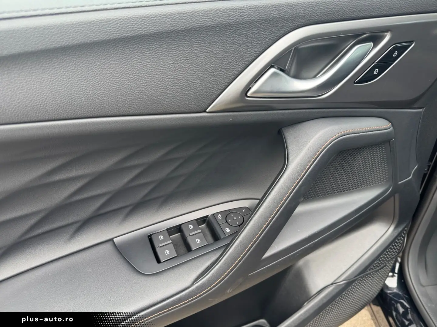 MG HS 1.5 T GDI 125 kW Luxury Turbo 360 Leder Keyle
