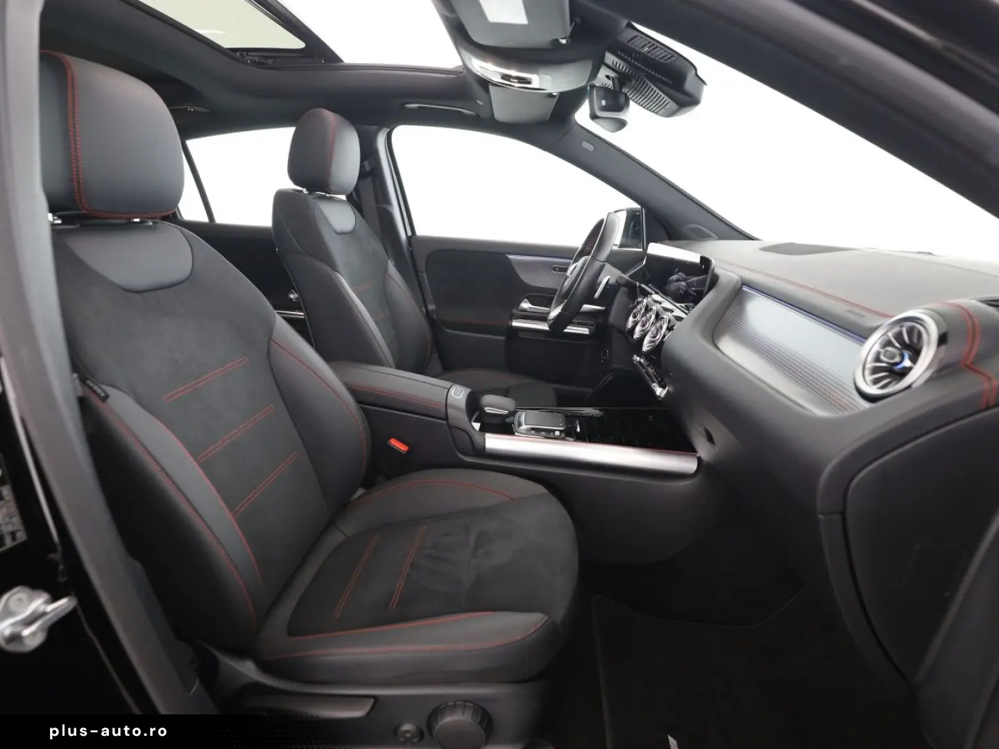 MERCEDES-BENZ EQA 250 AMG MBUX Pano Distronic 360 LED Navi