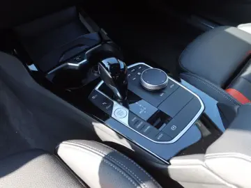 BMW 220 Gran Coupe ixDrive M-Sport Navi HUD RFK Lede