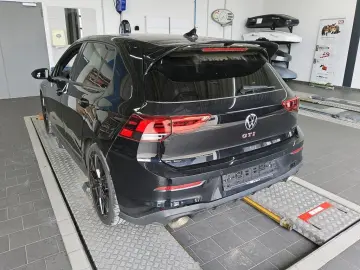 VW Golf VIII Limo GTI Clubsport Akrapovič H&K