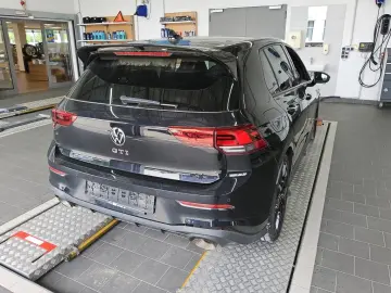 VW Golf VIII Limo GTI Clubsport Akrapovič H&K