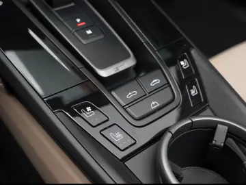 Porsche 992 911 Carrera GTS Cabriolet Liftsystem-