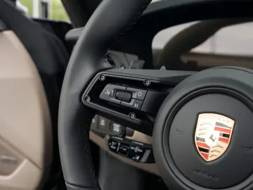 Porsche 992 911 Carrera GTS Cabriolet Liftsystem-