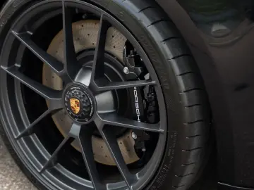 Porsche 992 911 Carrera GTS Cabriolet Liftsystem-