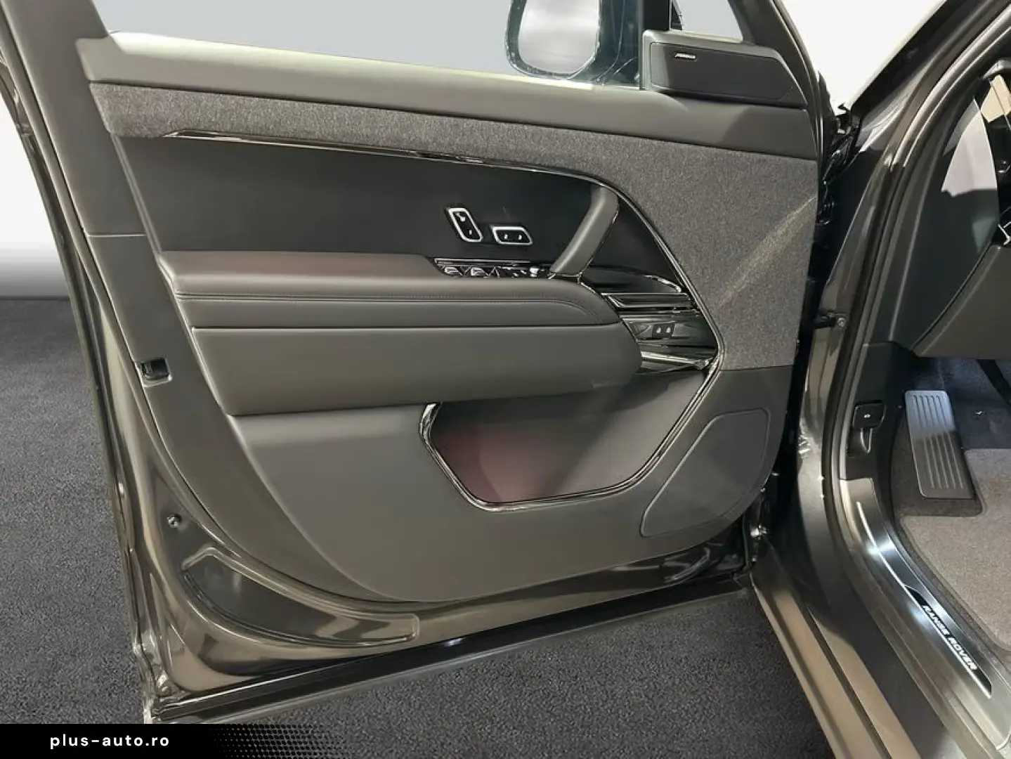 Land Rover Range Rover Sport D300 Dynamic SE