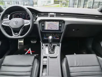 VW Passat Variant 2.0 TSI DSG 2x R-Line Pano  AHK