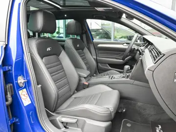 VW Passat Variant 2.0 TSI DSG 2x R-Line Pano  AHK