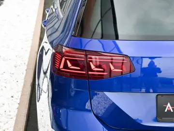 VW Passat Variant 2.0 TSI DSG 2x R-Line Pano  AHK