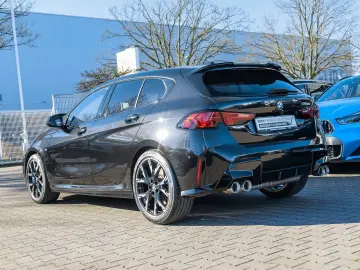 BMW M135 xDrive M-Sportpaket Pro Harman Kardon Drivi