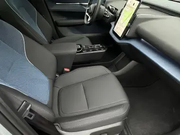 VOLVO EX30 Single Extd. Range Ultra 360  PANO 98 5%