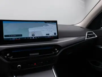 BMW 318i Kamera DAB HiFi CockPit  DrivingAssis Alarm