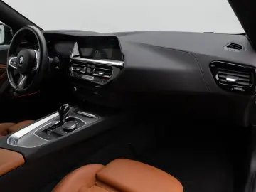 BMW Z4 M40i Kamera HUD DAB H K Lenkrhz Komfort Alarm