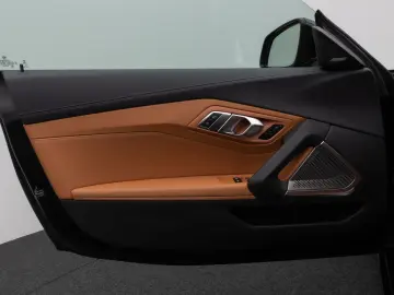 BMW Z4 M40i Kamera HUD DAB H K Lenkrhz Komfort Alarm