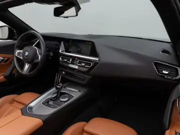 BMW Z4 M40i Kamera HUD DAB H K Lenkrhz Komfort Alarm