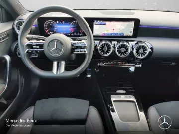MERCEDES-BENZ A 180 AMG