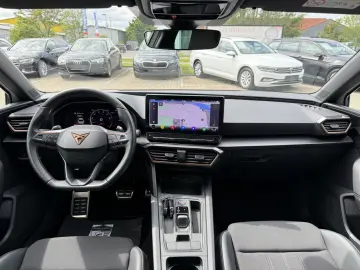 CUPRA Leon VZ SP R-Kamera Full-Link Kessy 3-Zonen