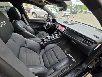 PORSCHE Macan GTS Sthzg Acc Pano PSCB Ahk Bose