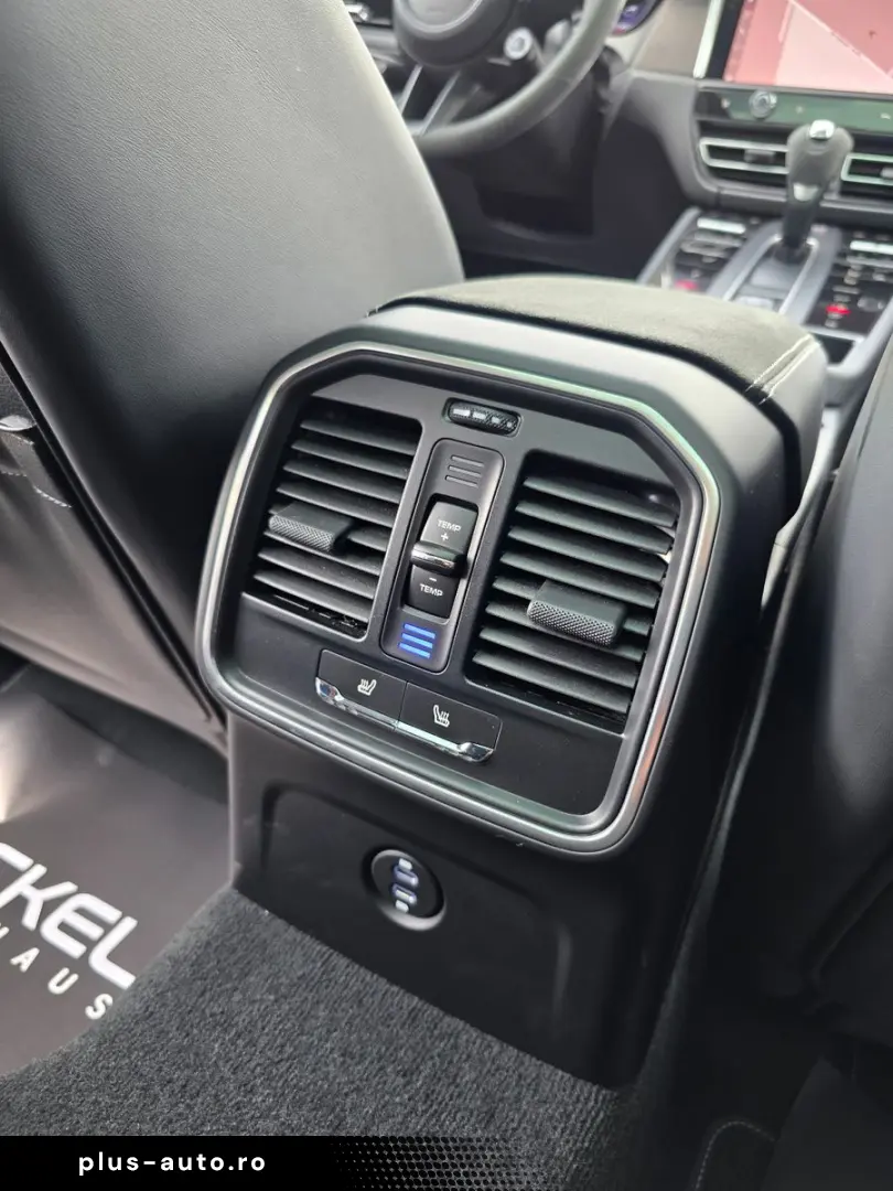 PORSCHE Macan GTS Sthzg Acc Pano PSCB Ahk Bose