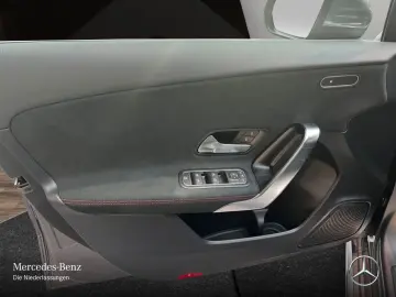 MERCEDES-BENZ A 180 AMG ADVANCED