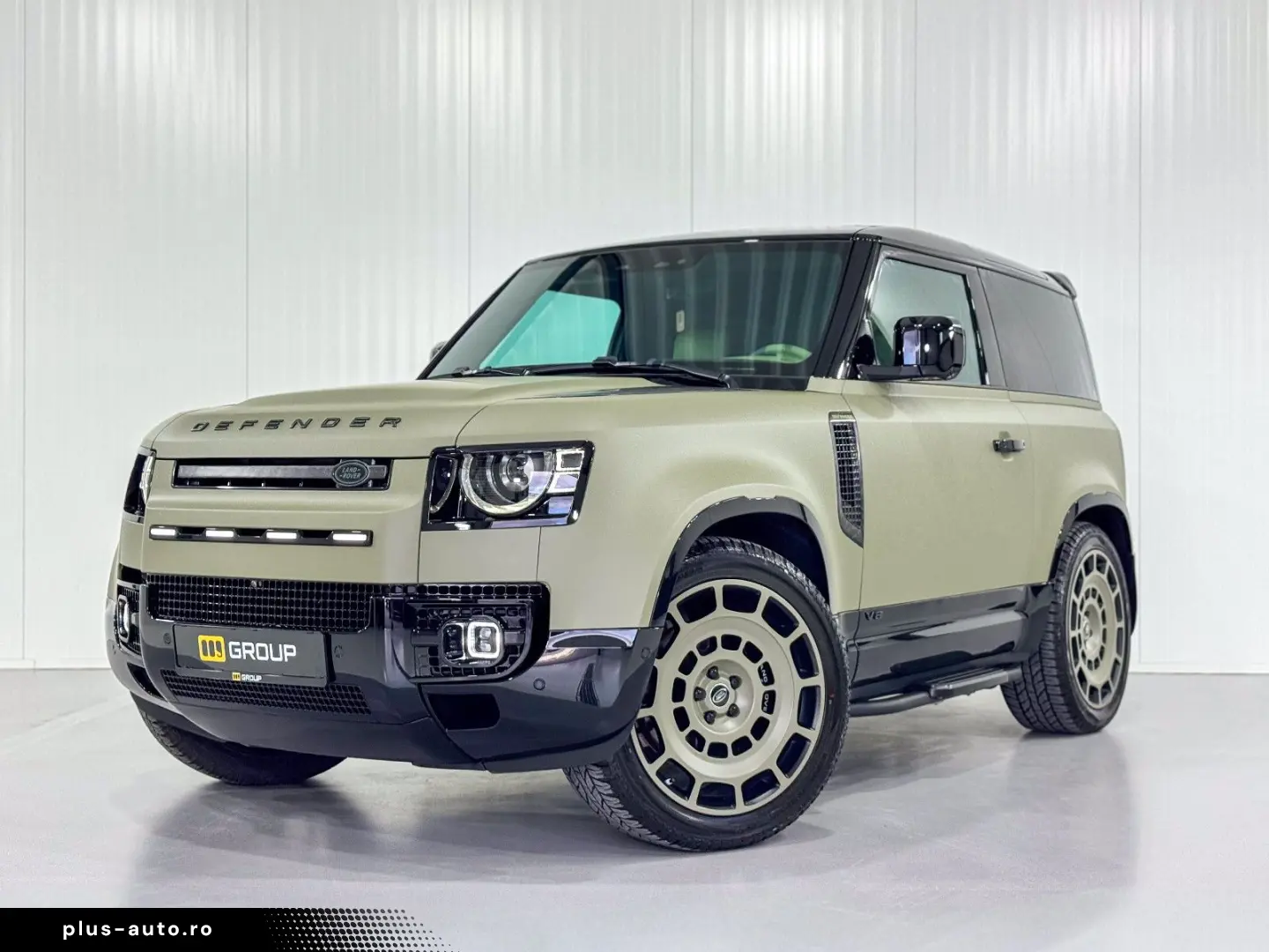 LAND ROVER Defender 90 EXCLUSIVE