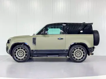 LAND ROVER Defender 90 EXCLUSIVE