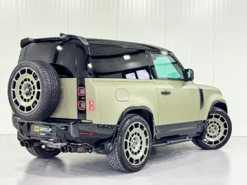 LAND ROVER Defender 90 EXCLUSIVE