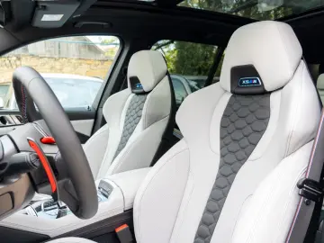 BMW X5 M DR.ASS.PRO.SOFTCL.SKY-LOUNGE.H K.360 .AHK