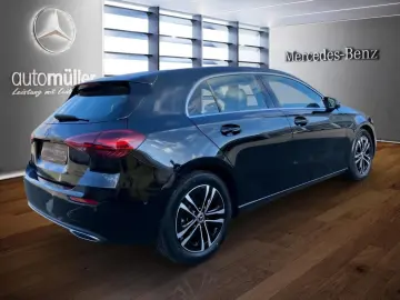 MERCEDES-BENZ A 180 PROGRESSIVE led