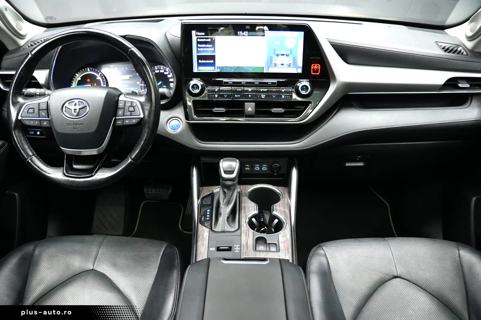 TOYOTA HIGHLANDER LUXURY