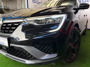 RENAULT Arkana R.S. Line