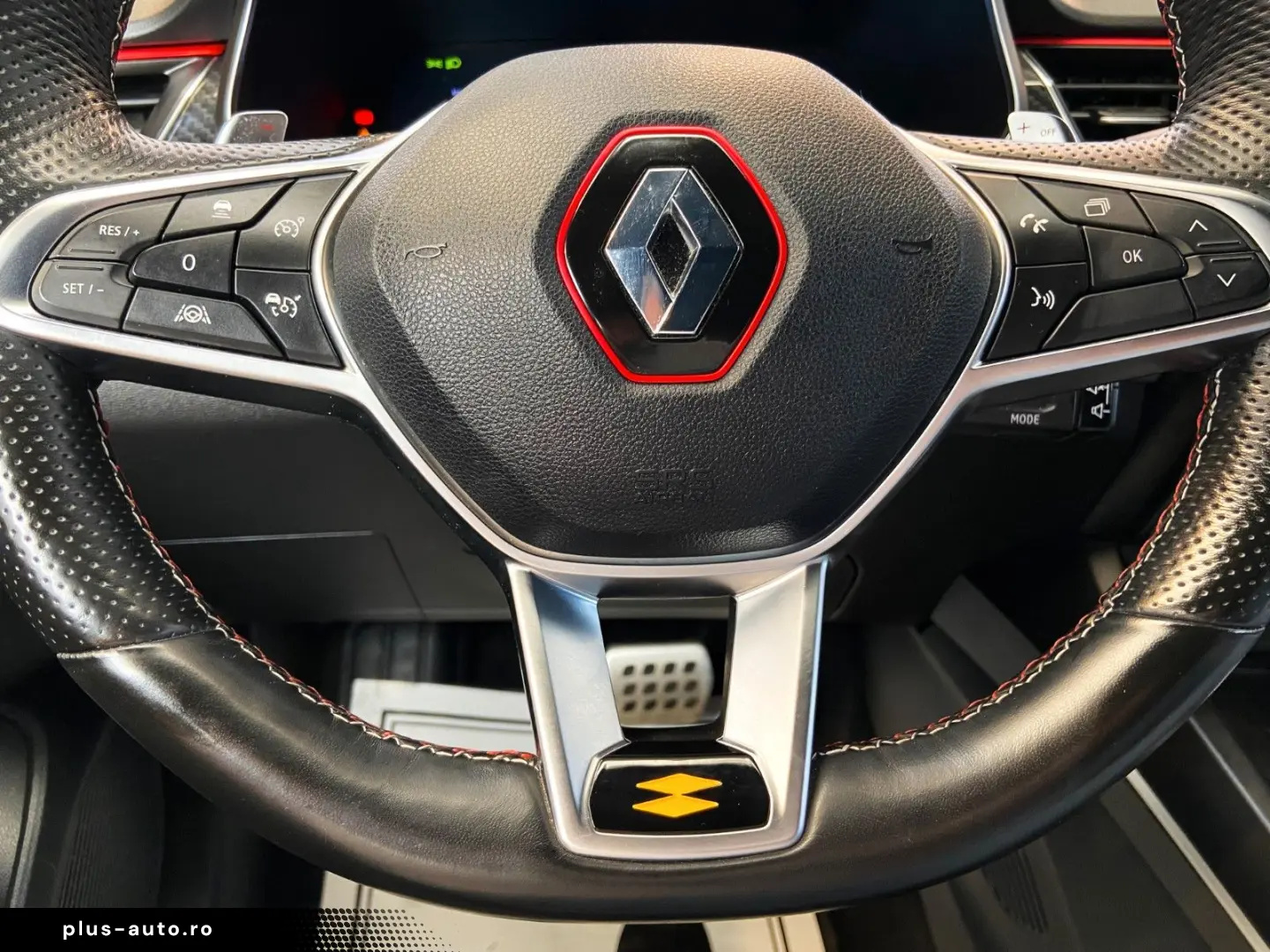 RENAULT Arkana R.S. Line