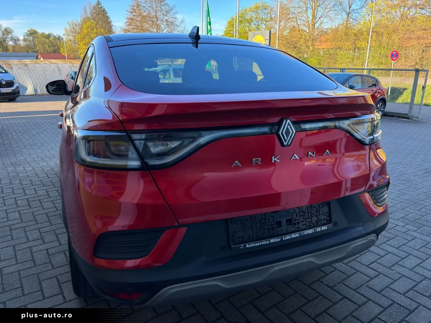 RENAULT Arkana 1. HAND AUTOMATIK LED NAV PANORAMA ALU