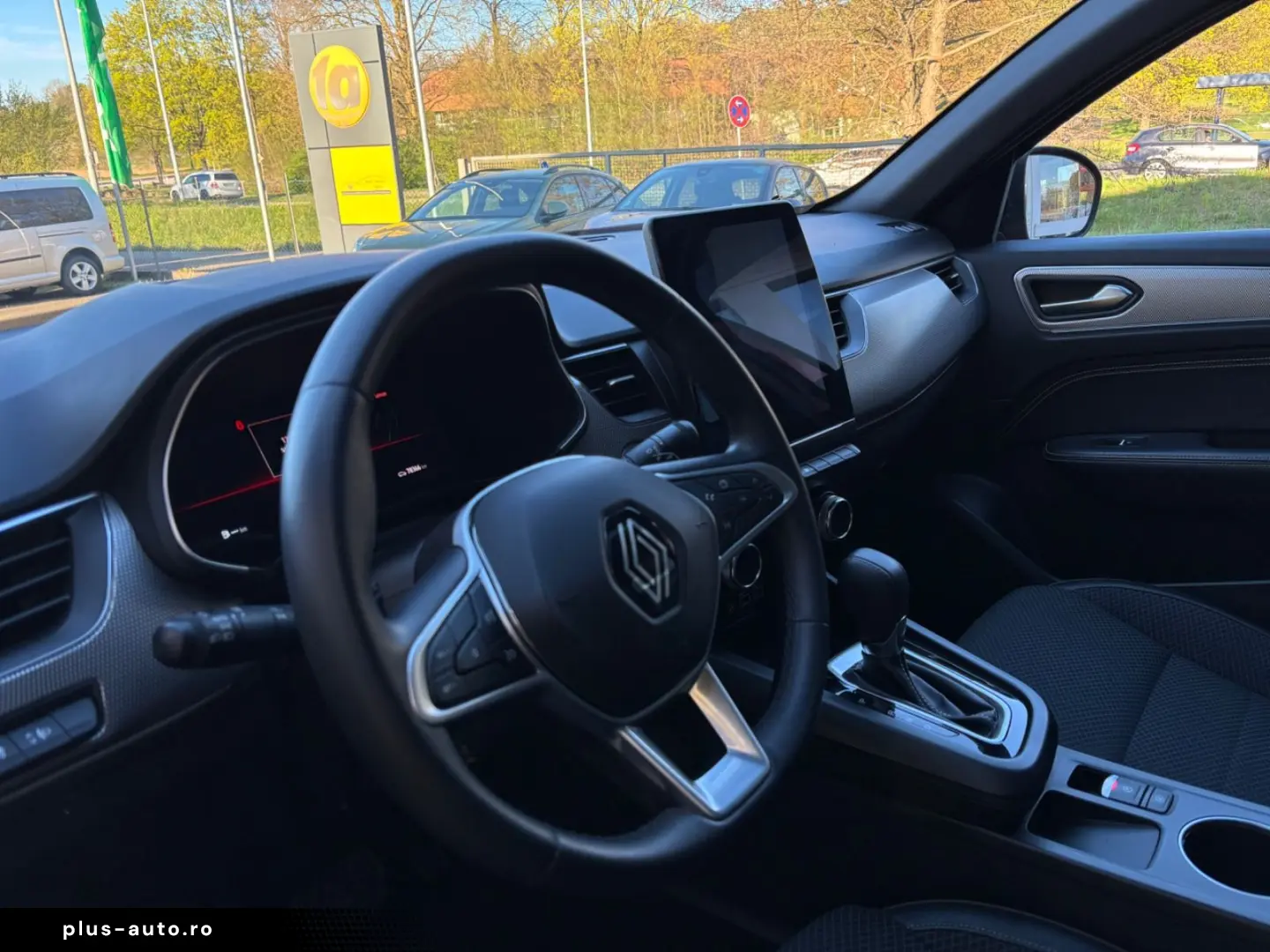 RENAULT Arkana 1. HAND AUTOMATIK LED NAV PANORAMA ALU
