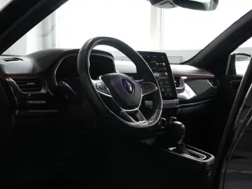 RENAULT Arkana R.S. Line Fast Track  AUT NAV LED SHZ