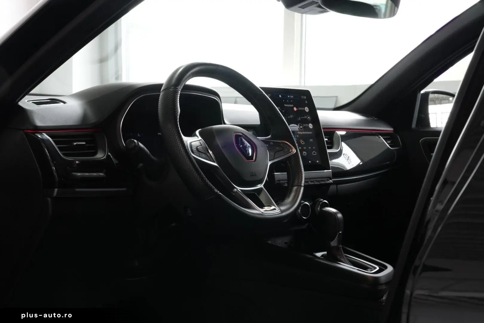 RENAULT Arkana R.S. Line Fast Track  AUT NAV LED SHZ