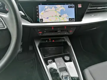 AUDI A3 30 TFSI S line 1.0 TFSI