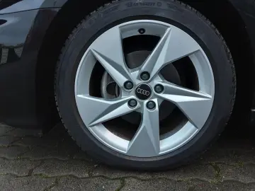 AUDI A3 30 TFSI S line 1.0 TFSI